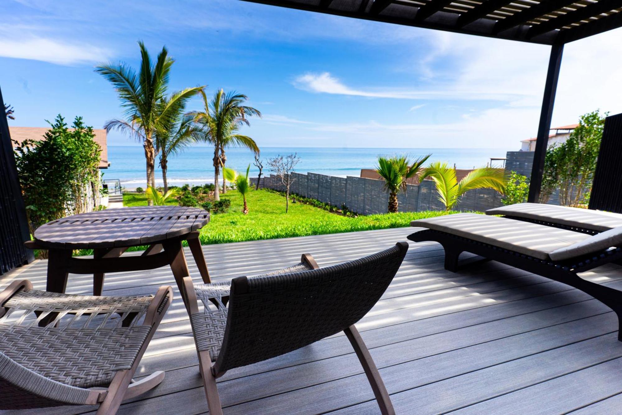 Arennas Mancora Hotel Exterior photo